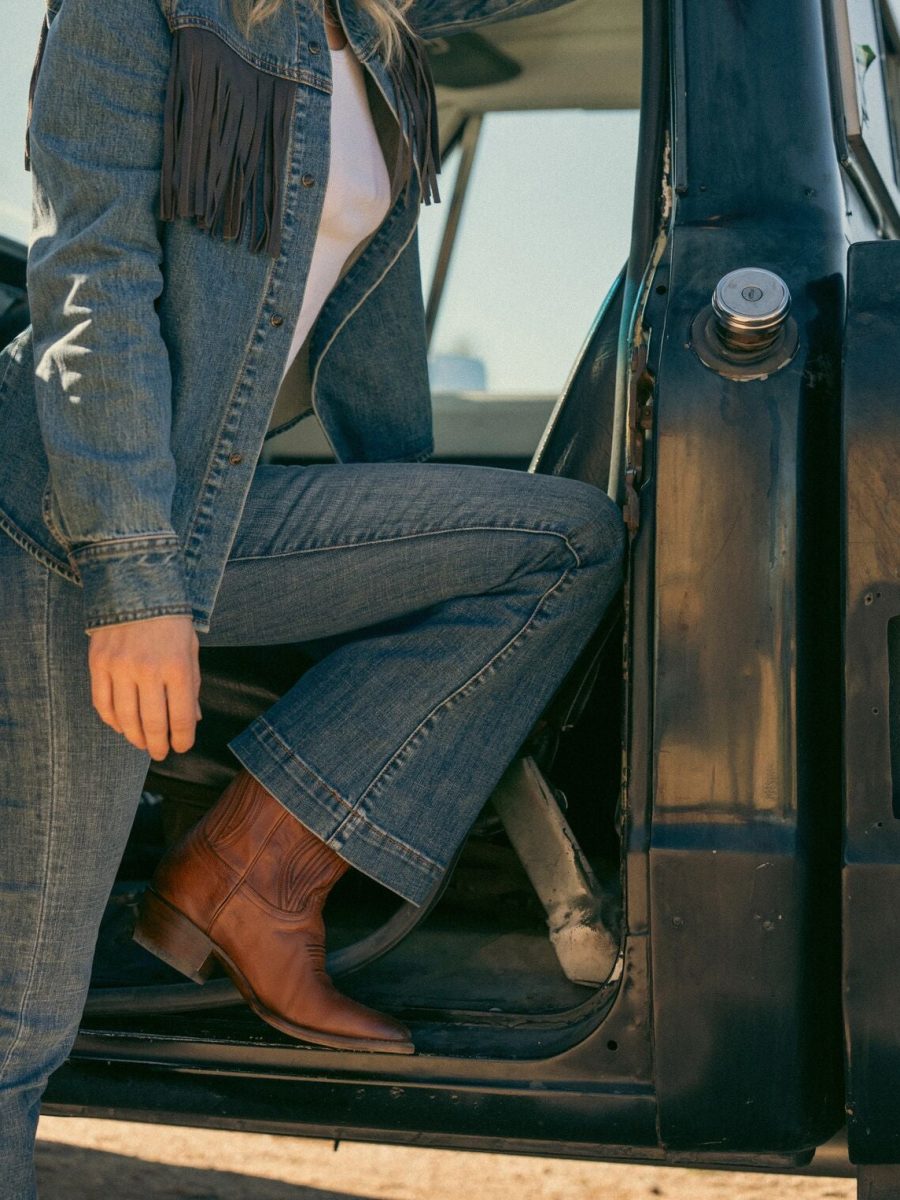 921 High-Rise Flare Jeans