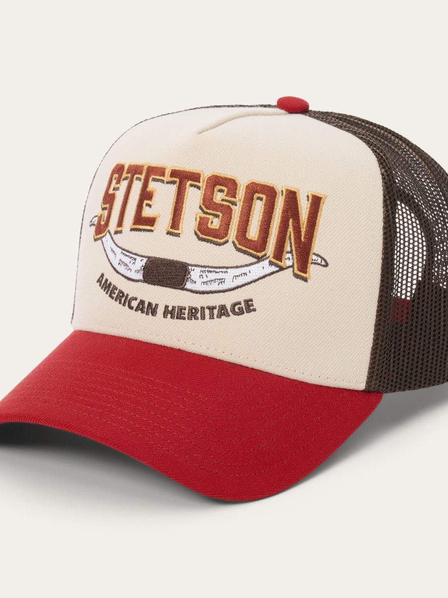 Longhorn Mount Trucker